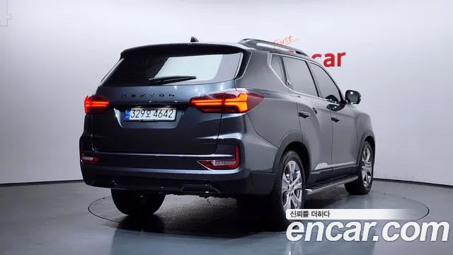 SsangYong Rexton 2023 thumb 3