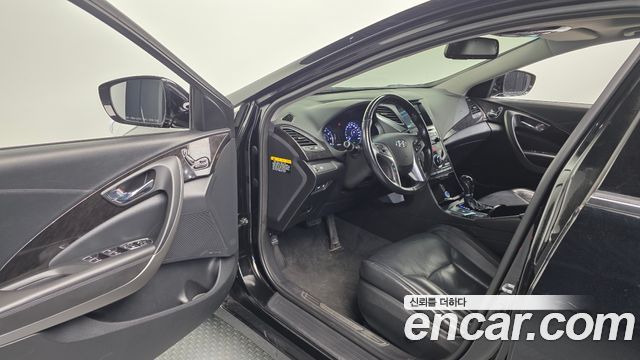 Hyundai Grandeur 2014 thumb 10