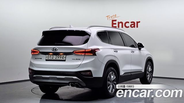 Hyundai Santa Fe 2019 thumb 3