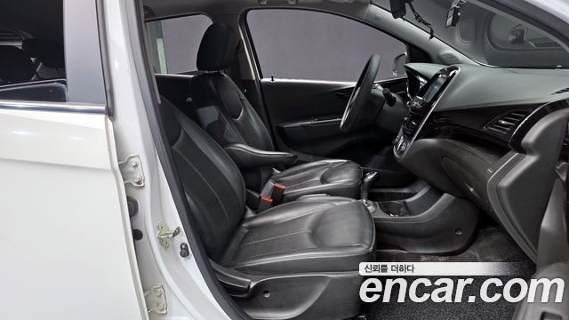Chevrolet Spark 2016 thumb 10