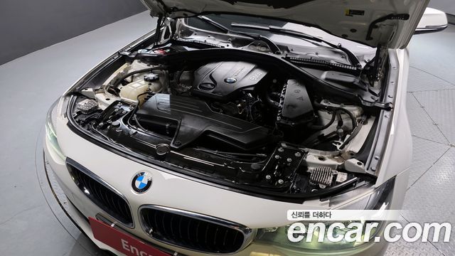 BMW 3 серии GT 2020 thumb 9
