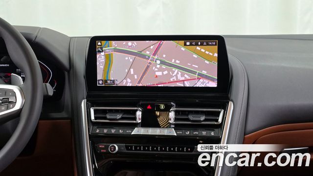BMW 8 серии 2023 thumb 7