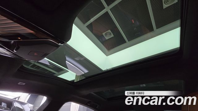 BMW 8 серии 2023 thumb 11