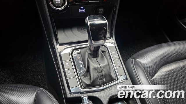 SsangYong Korando 2019 thumb 11
