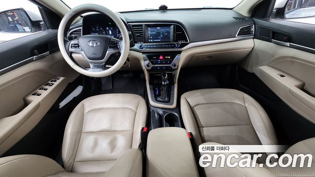 Hyundai Avante 2015 thumb 8
