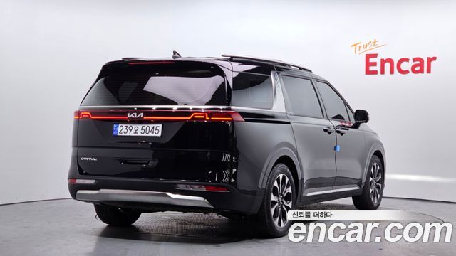 Kia Carnival 2022 thumb 3