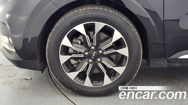 Kia Carnival 2022 thumb 6