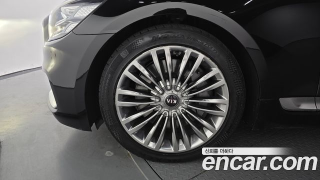 Kia K9 2018 thumb 6