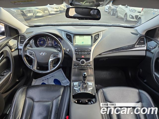 Hyundai Grandeur 2015 thumb 10