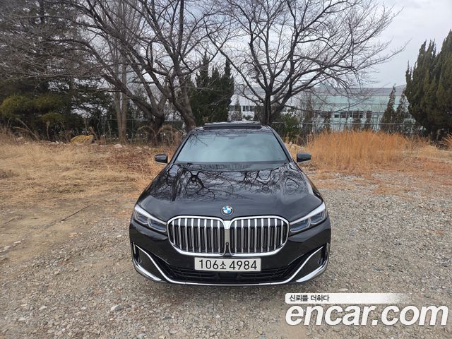 BMW 7 серии 2020 thumb 2