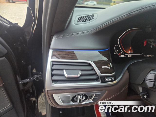 BMW 7 серии 2020 thumb 6