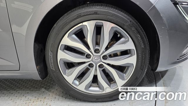 Renault Korea SM6 2016 thumb 5