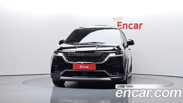 Kia Carnival 2021 thumb 4