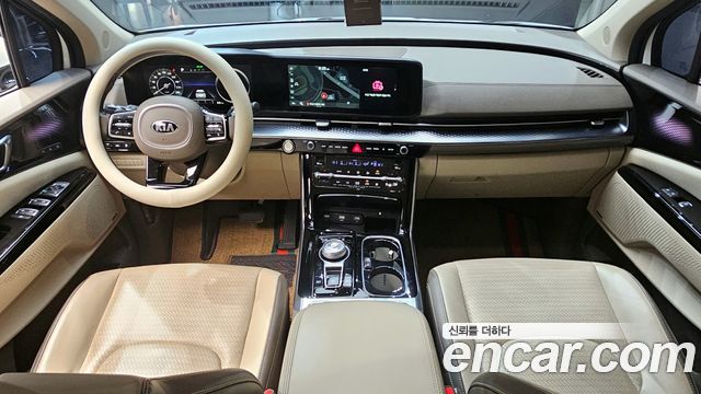 Kia Carnival 2021 thumb 8