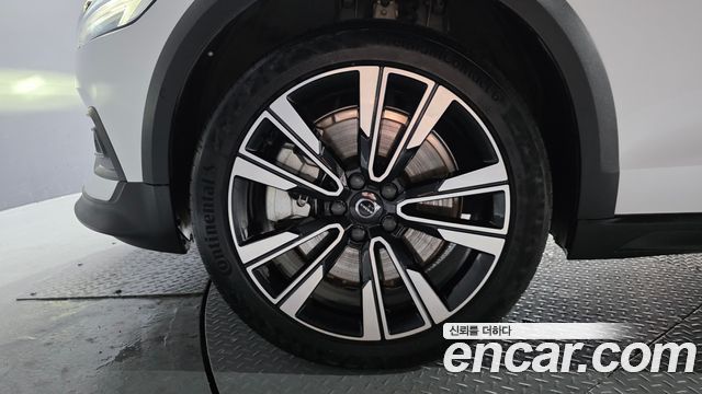 Volvo V60 2022 thumb 6