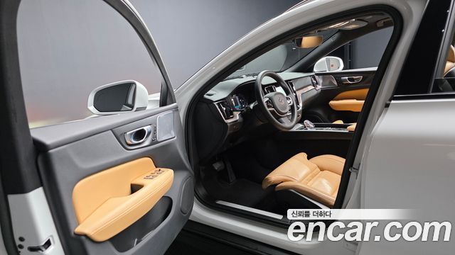 Volvo V60 2022 thumb 11