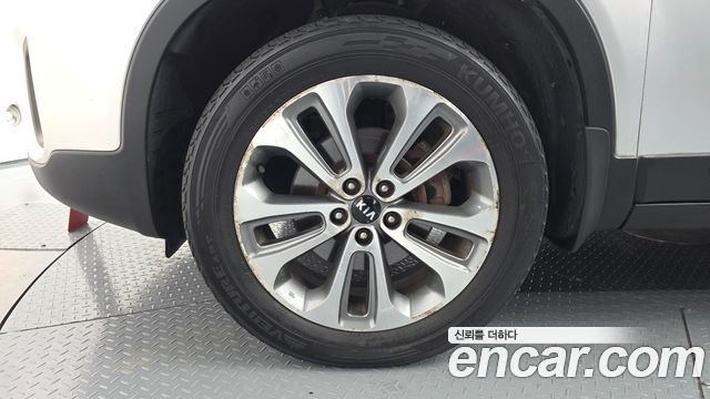 Kia Sorento 2013 thumb 5