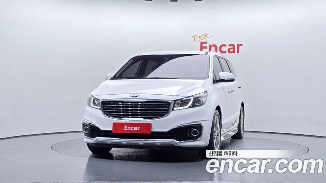 Kia Carnival 2015 thumb 4