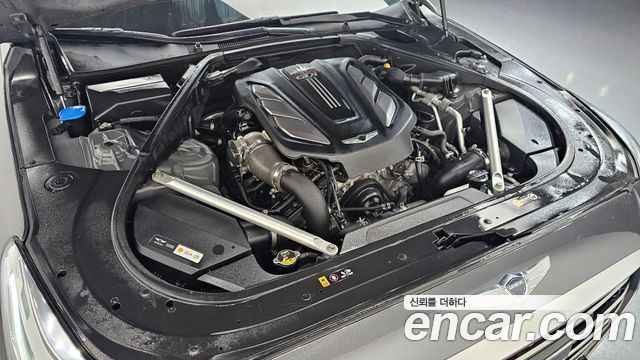 Genesis G90 2018 thumb 7