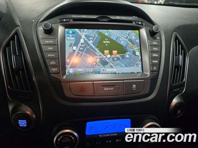 Hyundai Tucson 2013 thumb 12