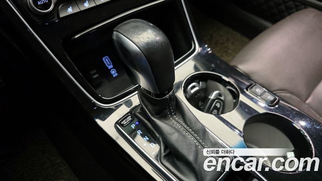 Hyundai Grandeur 2017 thumb 10