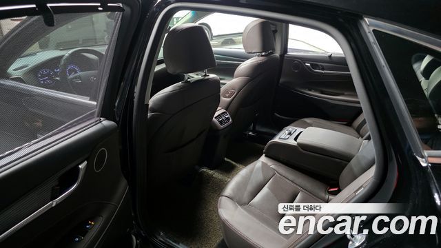 Hyundai Grandeur 2017 thumb 12
