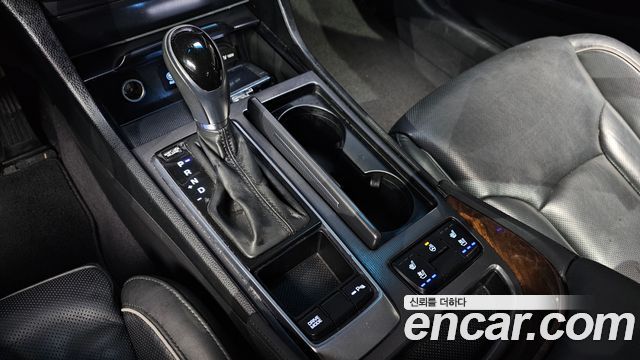 Hyundai Aslan 2017 thumb 10
