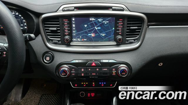 Kia Sorento 2015 thumb 12