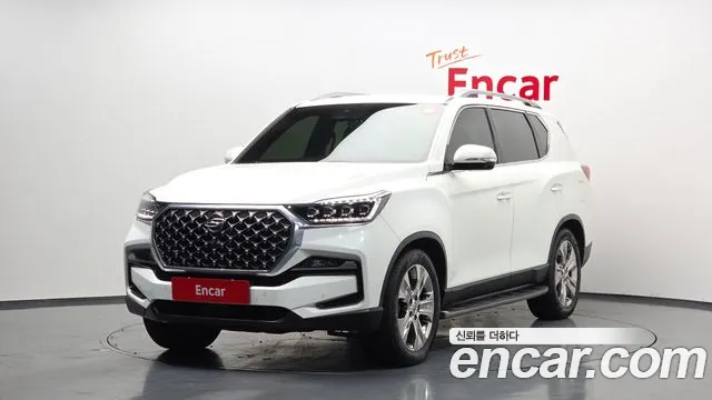 SsangYong Rexton 2022 thumb 2