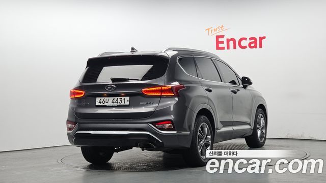 Hyundai Santa Fe 2019 thumb 3