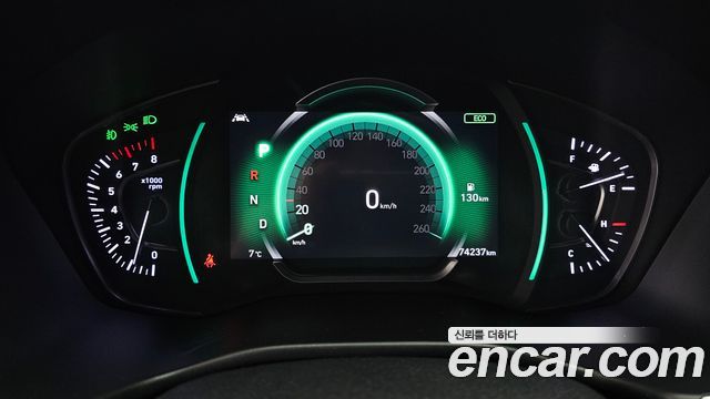 Hyundai Santa Fe 2019 thumb 9
