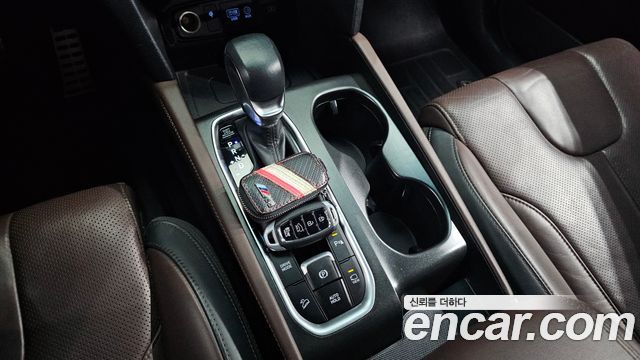 Hyundai Santa Fe 2019 thumb 10