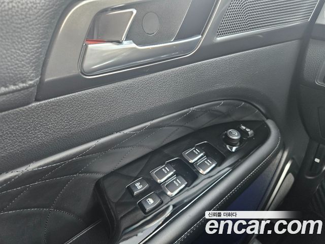 SsangYong Rexton 2023 thumb 6