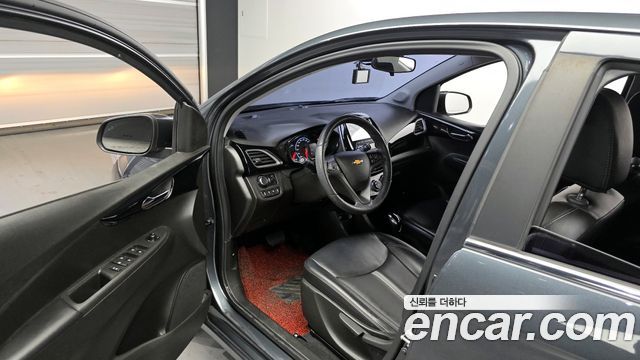 Chevrolet Spark 2018 thumb 10