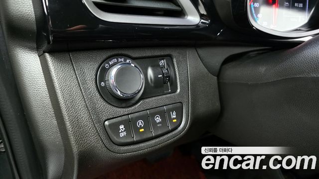 Chevrolet Spark 2018 thumb 12
