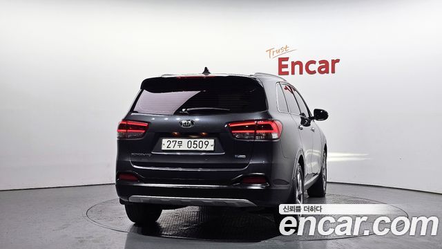 Kia Sorento 2015 thumb 5