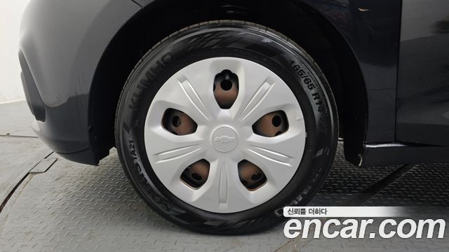 Chevrolet Spark 2016 thumb 6
