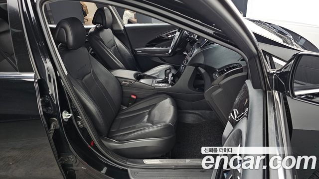 Hyundai Grandeur 2014 thumb 12