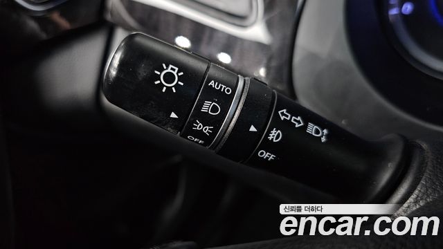 Hyundai Grandeur 2014 thumb 11