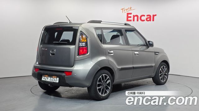 Kia Soul 2010 thumb 3