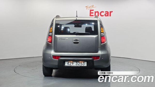 Kia Soul 2010 thumb 5