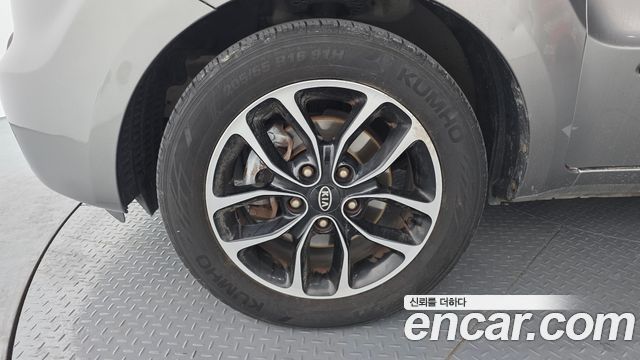 Kia Soul 2010 thumb 6