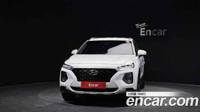 Hyundai Santa Fe 2018 thumb 4