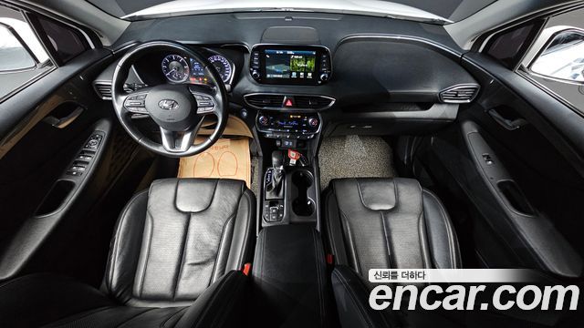 Hyundai Santa Fe 2018 thumb 8