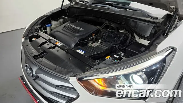 Hyundai Santa Fe 2016 thumb 6