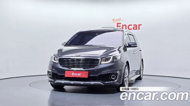 Kia Carnival 2015 thumb 4