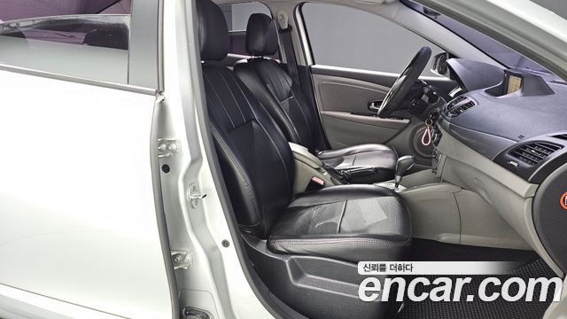 Renault Korea SM3 2010 thumb 11