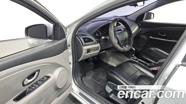 Renault Korea SM3 2010 thumb 12