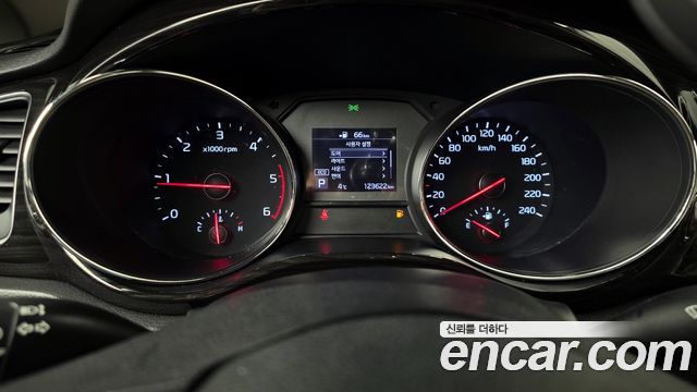 Kia Carnival 2019 thumb 8