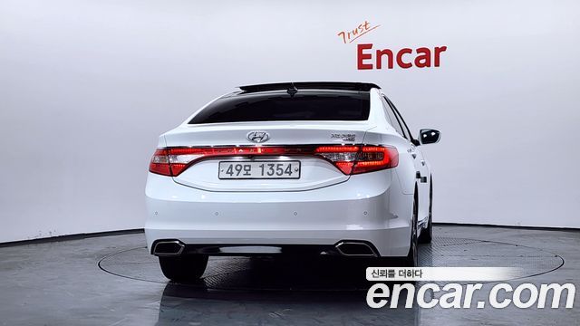 Hyundai Grandeur 2015 thumb 5